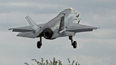 Italian Navy plots race of two local machines: an F-35B against a Ferrari