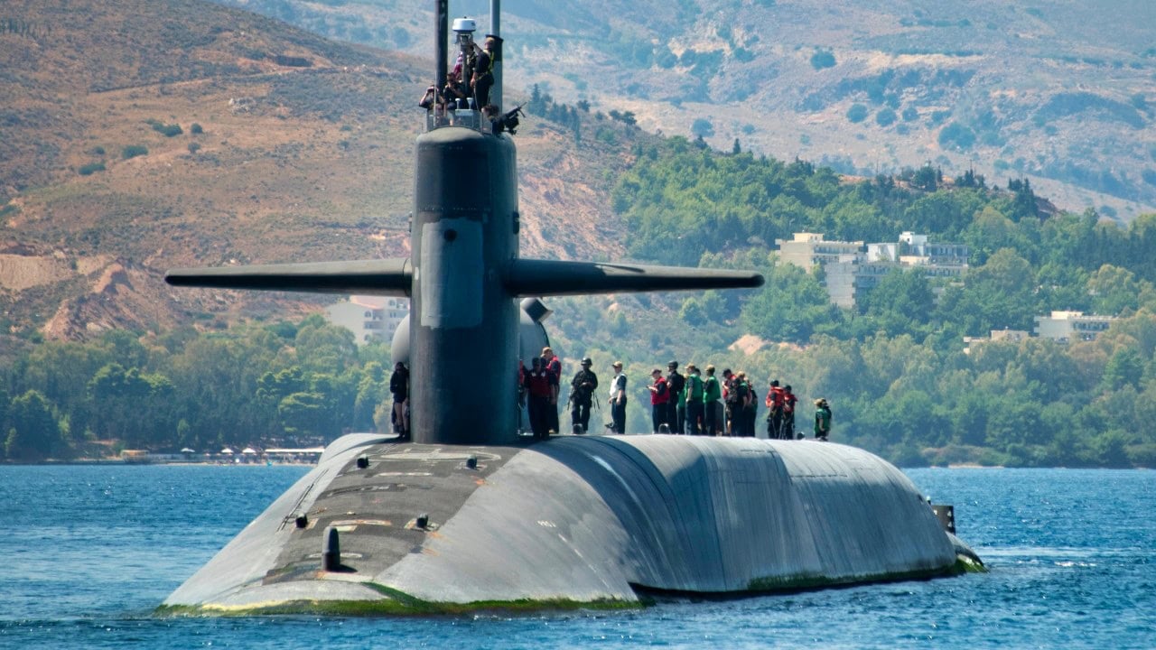 190907-N-UR565-0660NAVAL SUPPORT ACTIVITY SOUDA BAY, Greece (Sept. 7, 2019) The Ohio-class cruise missile submarine USS Florida (SSGN 728) arrives in Souda Bay, Greece, for a scheduled port visit, Sept. 7, 2019. NSA Souda Bay is an operational ashore base that enables U.S., allied, and partner nation forces to be where they are needed and when they are needed to ensure security and stability in Europe, Africa, and Southwest Asia. (Photo by Joel Diller/Released)