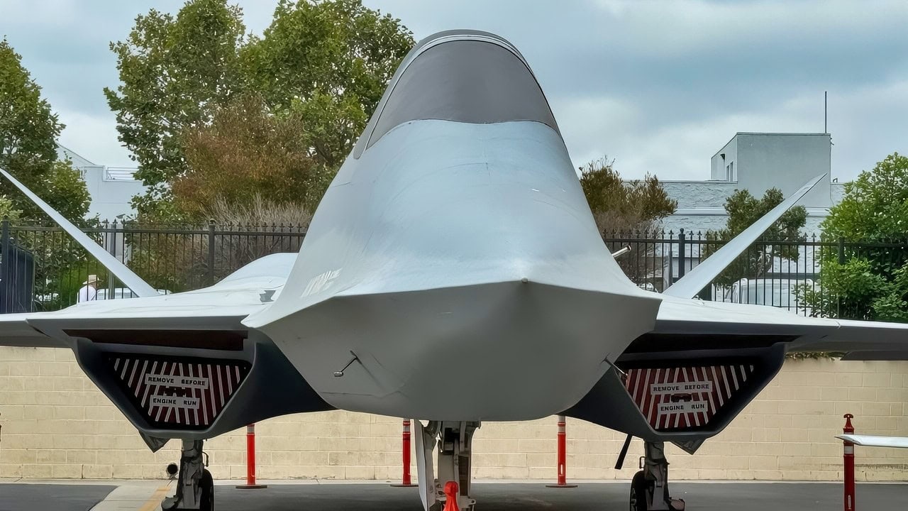 YF-23 at Western Museum of Flight.