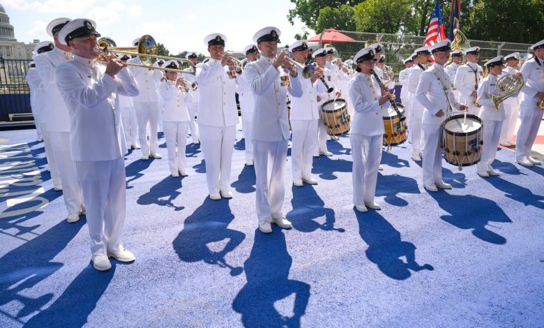 Navy Failed to Protect Pilots From Brain Injuries, New House Report Claims