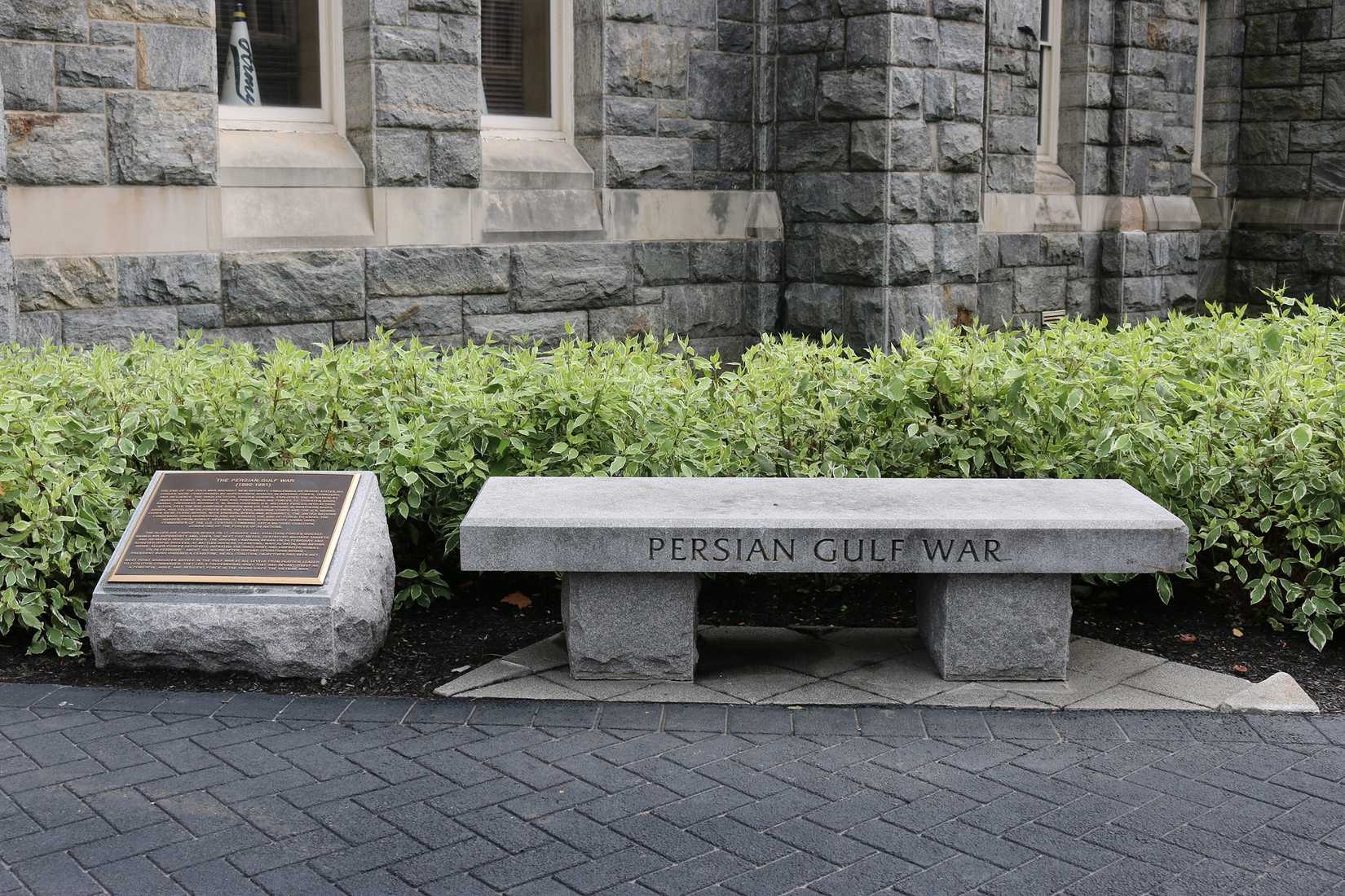 Persian_Gulf_War_commemorative_plaque-_US_Military_Academy_West_Point