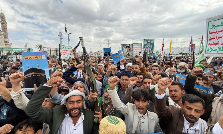 Saudis plan assault on Houthis to break Red Sea chokehold
