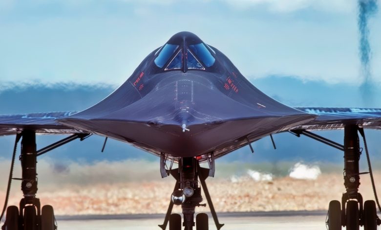 NASA Has Made Job Offers to 2 Retired Engineers in Their Seventies to Help Restart an SR-71 Blackbird. The Aircraft Last Flew on October 9, 1999, and Nobody Has Turned Its Engines Since.