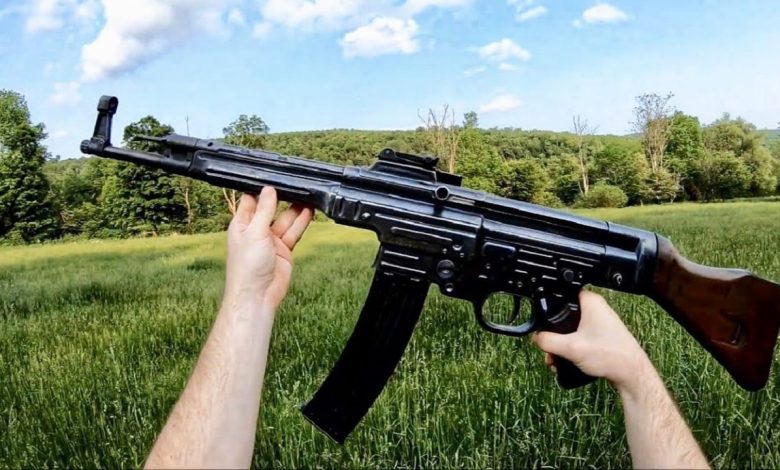 I Am a Retired US Army Special Forces NCO: 550 Rounds a Minute, a 30-Round Magazine, 400 Meters, 10.5 Pounds. The Germans Got Every Number Right on the StG-44 in 1944 Except the Last One.